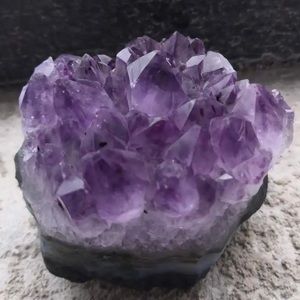 Natural Raw Amethyst Crystal 95 gm
